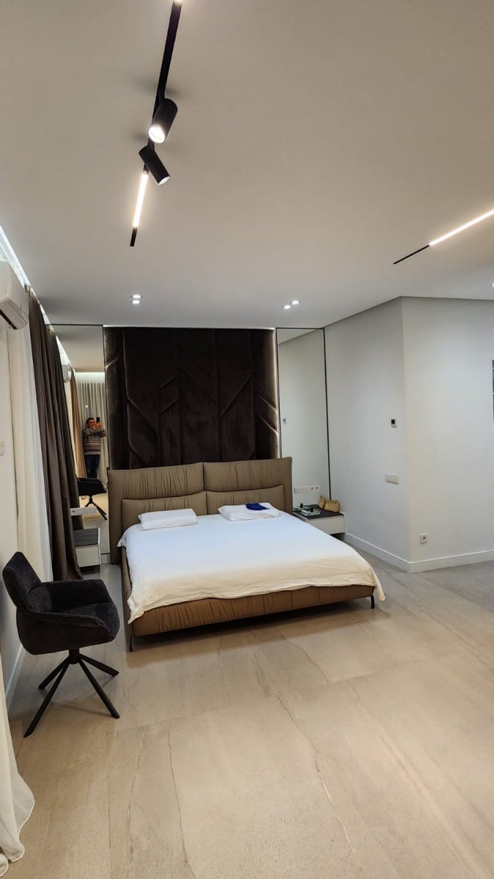 4-room apartment in Krtsanisi, $5000/month