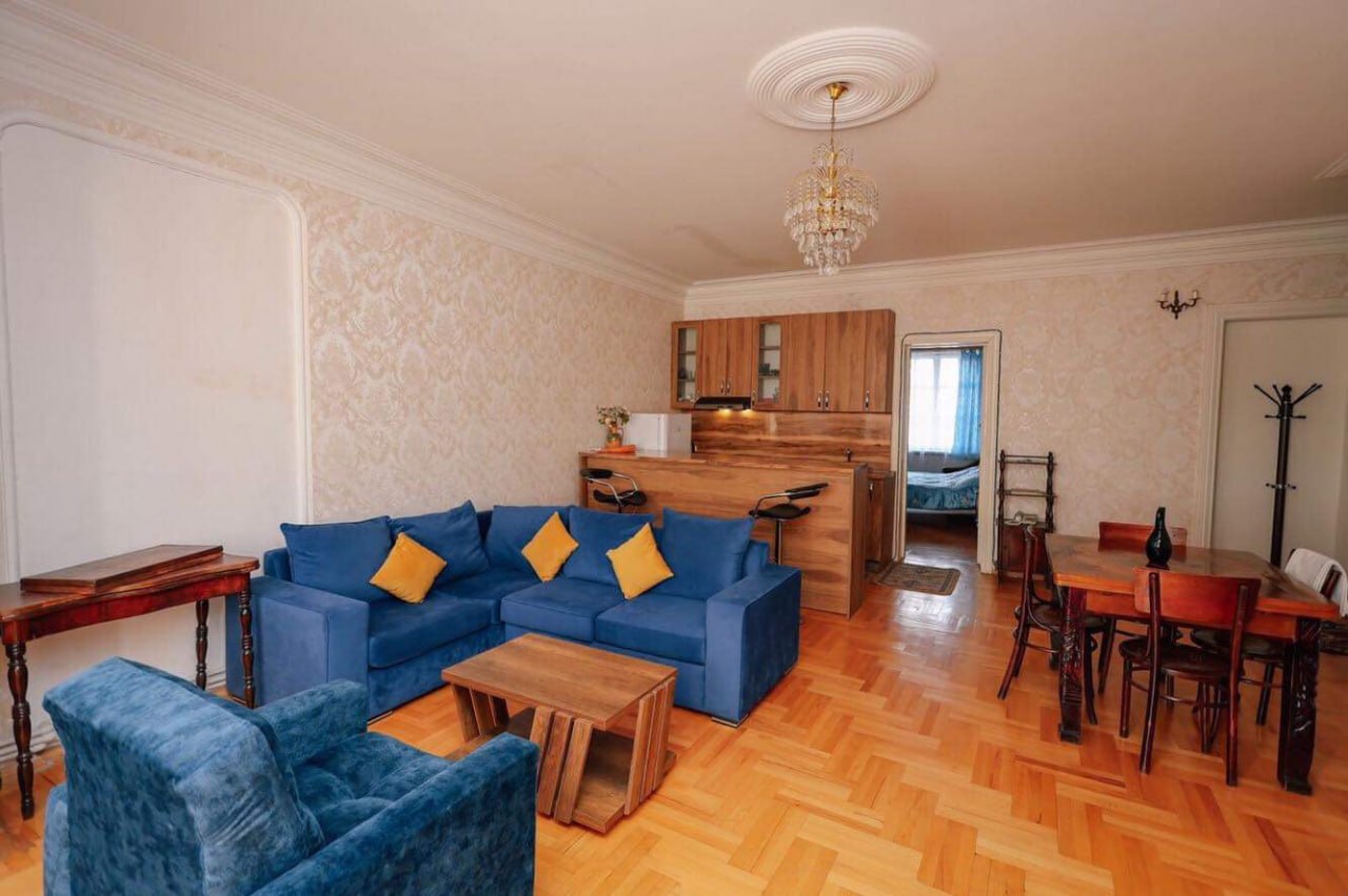 3-комнатная квартира в Ваке у Круглого сада, $900/месяц
