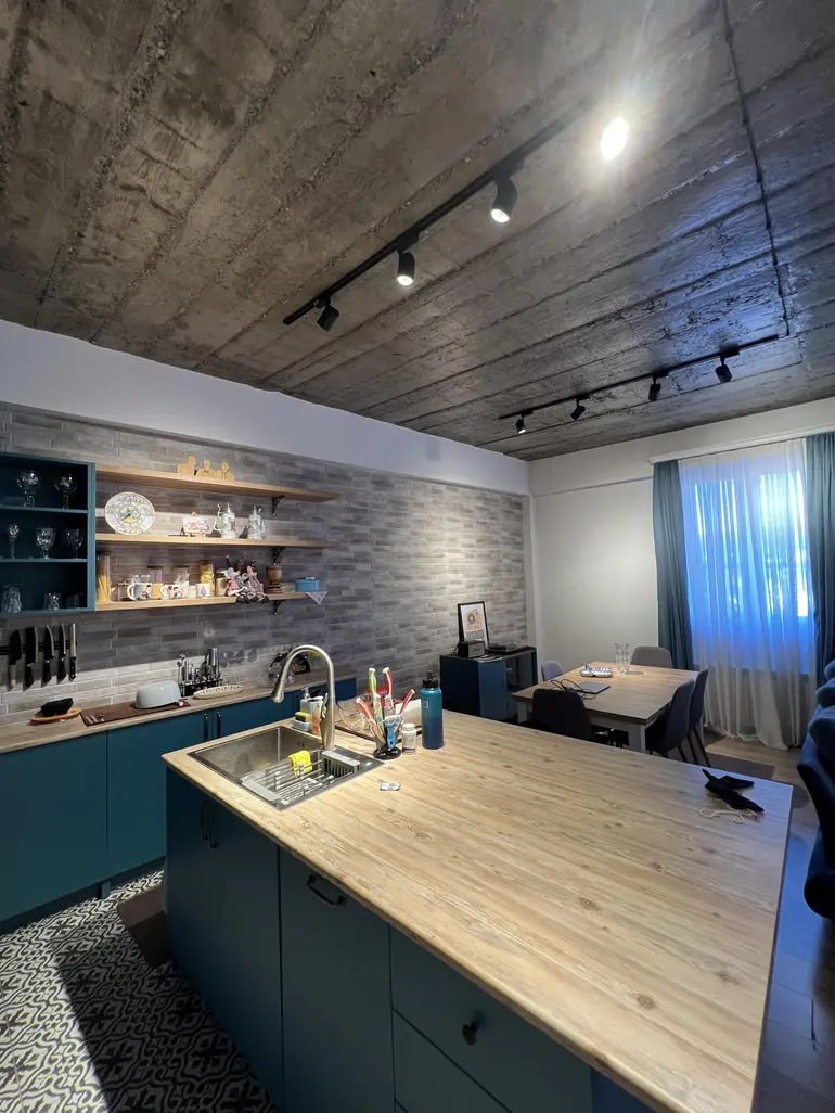 4-room apartment in Chugureti, $1500/month