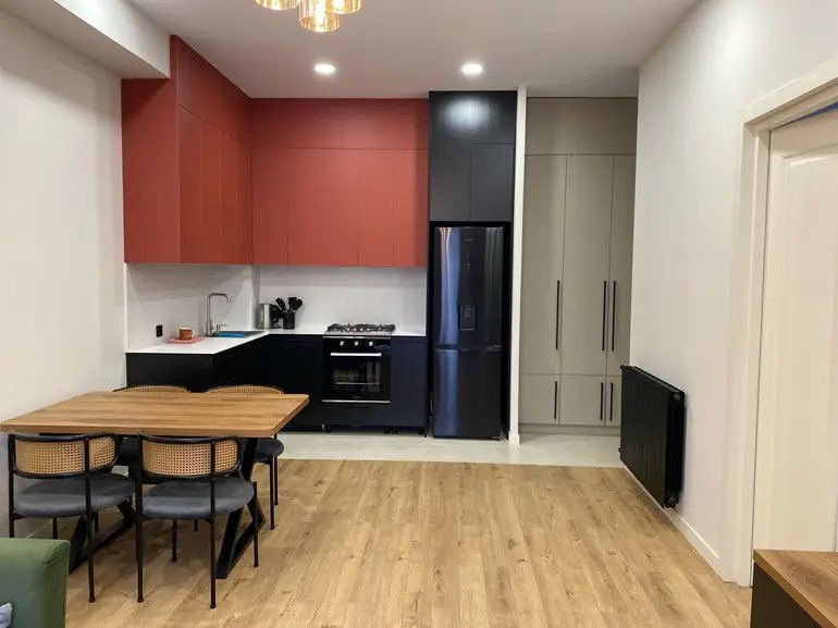 2-room apartment in Saburtalo on Nutsubidze Street, $800/month