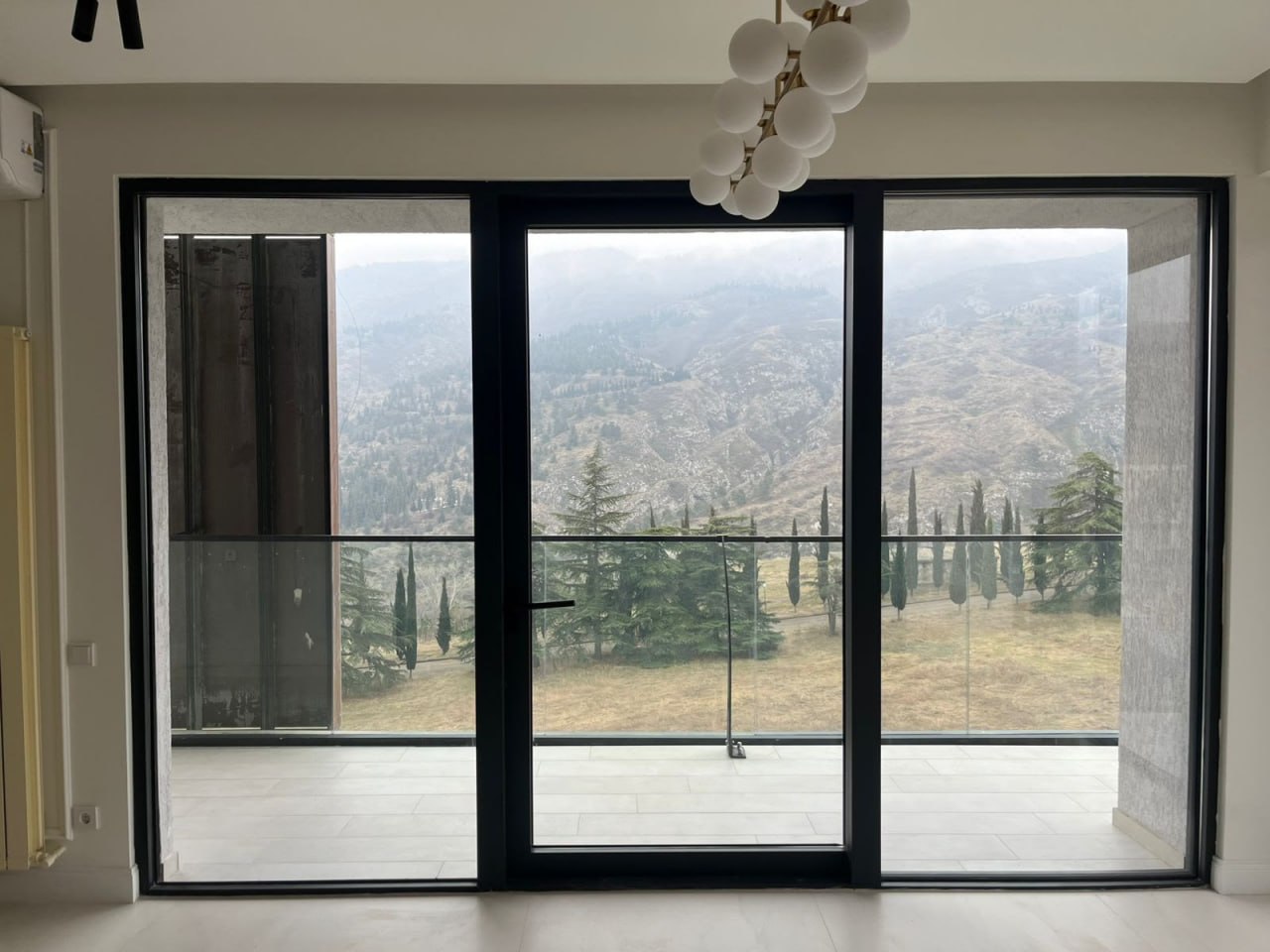 3-bedroom apartment in Krtsanisi, $2500/month