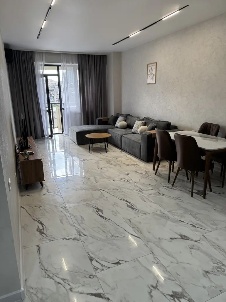 2-room apartment in Saburtalo, $1100/month