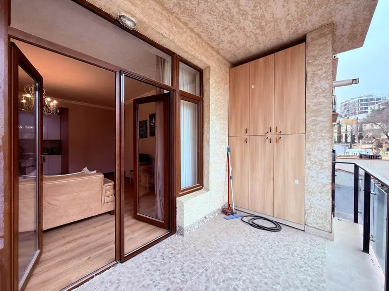 3-room apartment on Shatberashvili, Vake, $1150/month