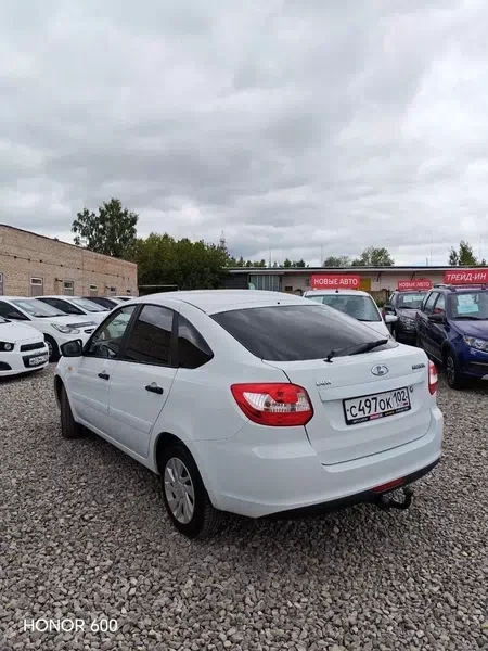 Lada Granta 2015, 1.6 MT — миниатюра 3