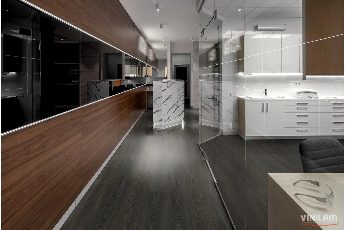 Кварцвинил Vinilam Allure ISOCORE Wood RХ22303 Дуб Тулон
