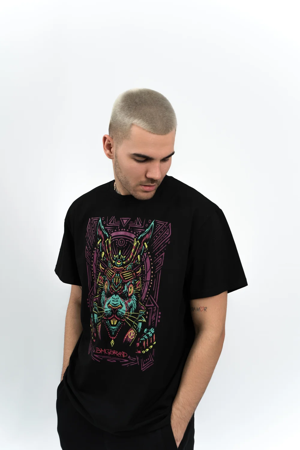 Футболка BMGBRAND (TS23)  "Cyber Hare" Черный — фото