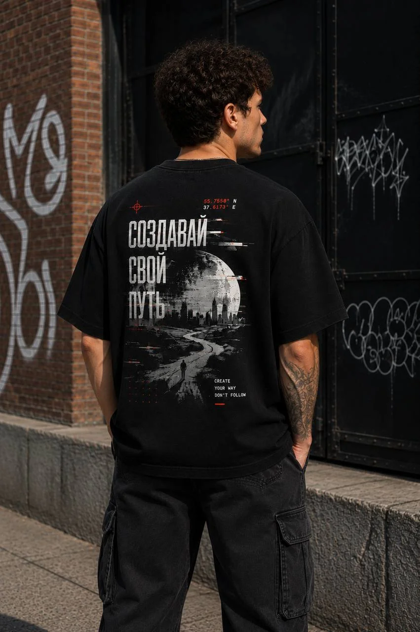 Черная мужская футболка оверсайз с принтом TYPE TEE 02 — фото 3