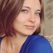 Юлия Комарова