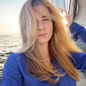 Анна Иванова