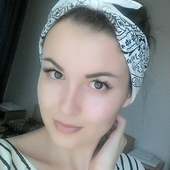 Юлия Попова