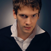 Олег Захаров