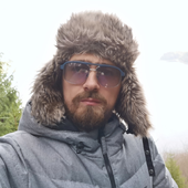 Александр Емельянов