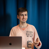 Антон Кирменков