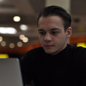 Евгений Попов