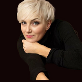 Галина Хмелевская