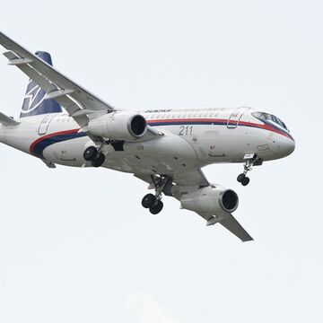 RRJ-95