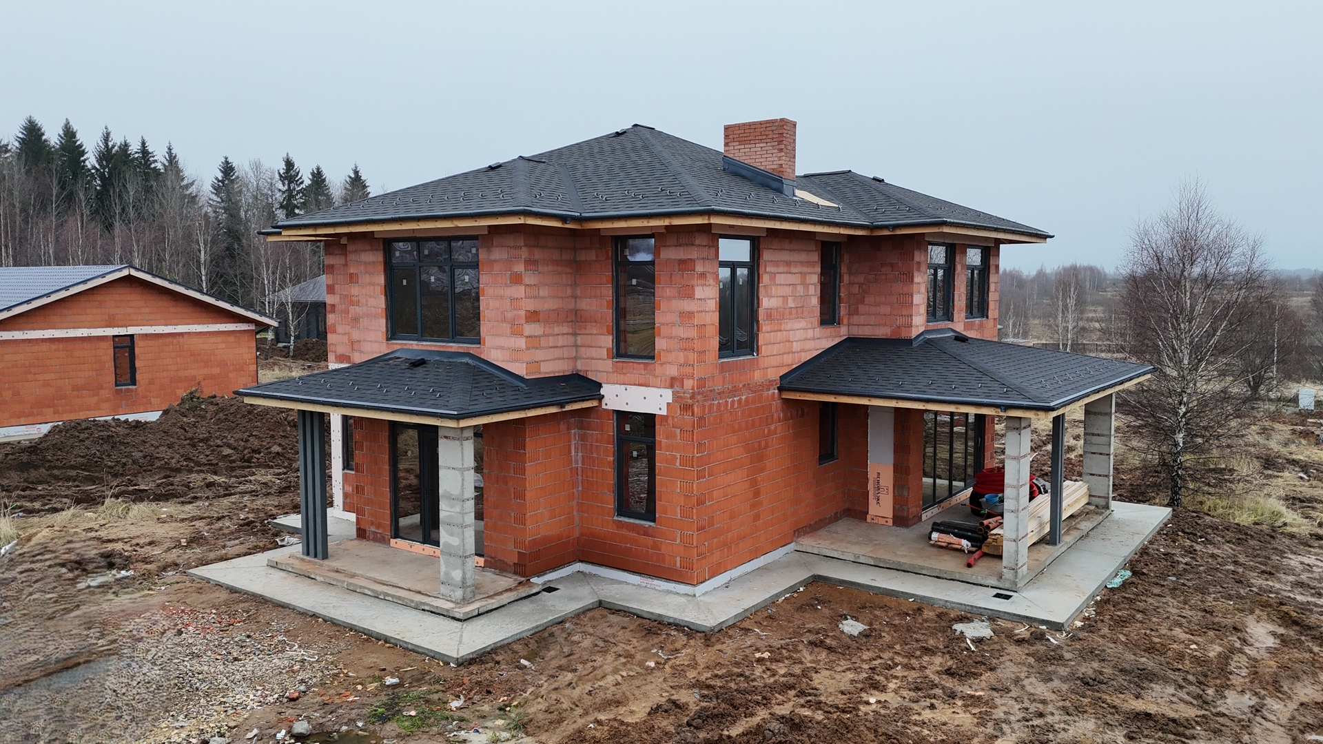 Проект дома СП-250-2 Обложка проекта "СП-250-2" из керамических блоков, площадью 250 м²