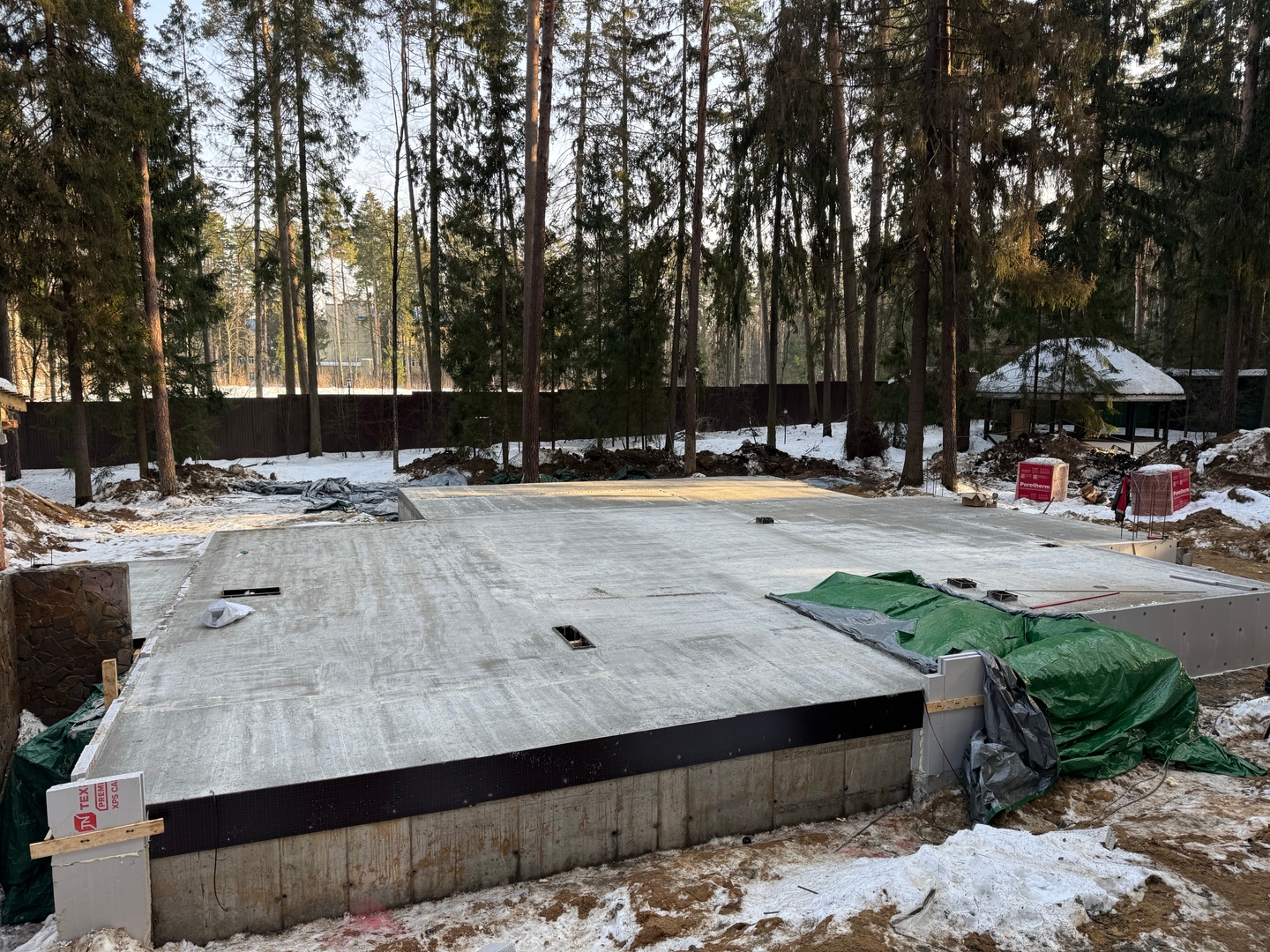 Проект дома Королёв Обложка проекта "Королёв " из керамических блоков, площадью 720 м²