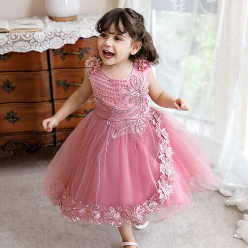 Купить Платье, размер 110, розовый
Платье нарядное для девочки розового цвета новое, во...