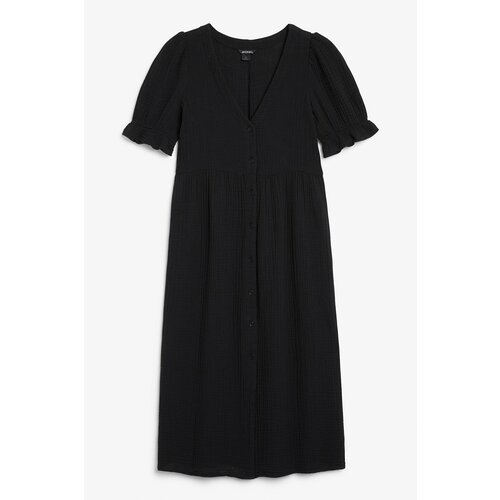 Купить Платье размер S, черный
Черное платье миди с объемными рукавами<br><br>Черное пл...