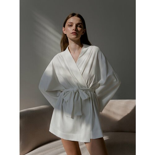 Купить Халат , размер L, белый
Этот нежный халат- кимоно станет идеальным дополнением г...