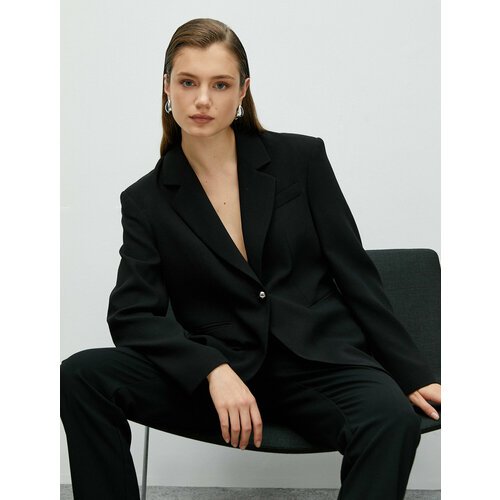 Купить Пиджак KOTON, размер 44, черный
Koton - это турецкий бренд одежды, который предл...