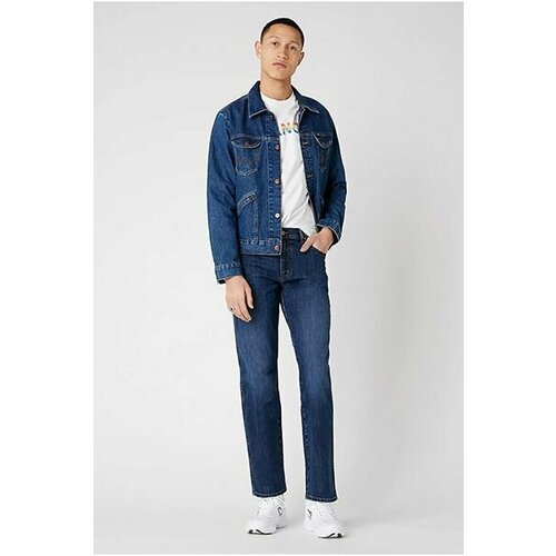 Купить Джинсы Wrangler, размер W36/L32, синий
Классические мужские джинсы Wrangler из д...