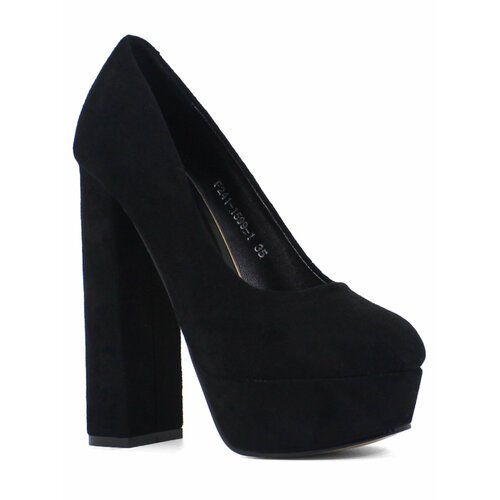 Купить Туфли ASBRO, размер 40, черный
Стильные женские туфли на толстой подошве 3,5 см...