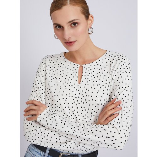 Купить Блуза Zolla, размер XL, бежевый
Белая женская блузка на резинке, выполненная из...