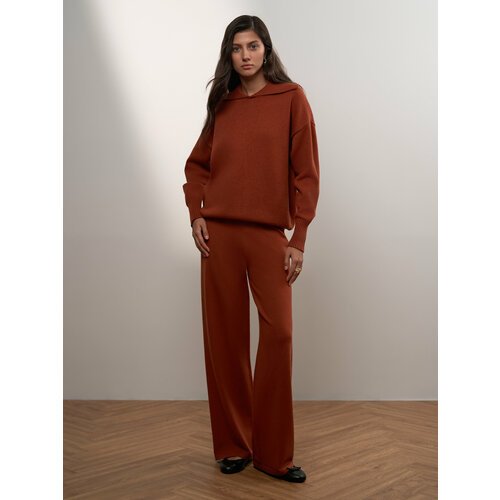Купить Брюки Calista, размер M, красный
Вязаные брюки добавят уютности демисезонным обр...