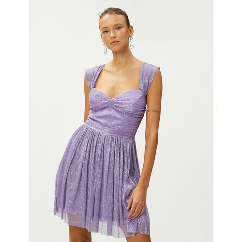 Купить Платье KOTON, размер M, лиловый
Koton - это турецкий бренд одежды, который предл...