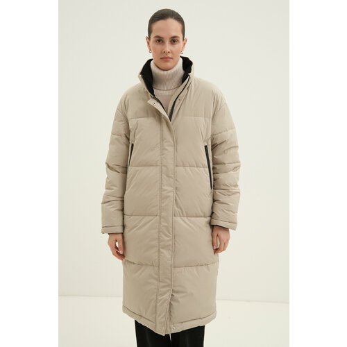 Купить Куртка FINN FLARE, размер XL, бежевый
Удлиненное женское пальто с утеплителем из...