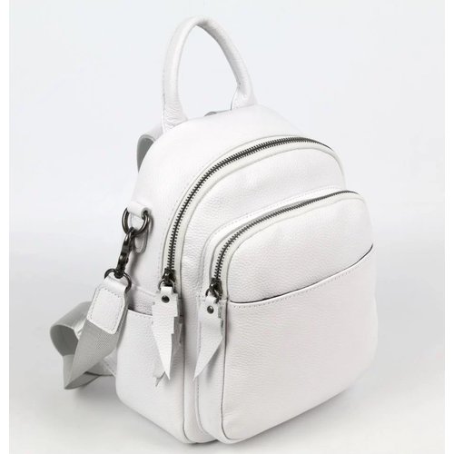Купить Рюкзак Fuzi House, белый
Женский рюкзак из натуральной зернистой кожи белого цве...