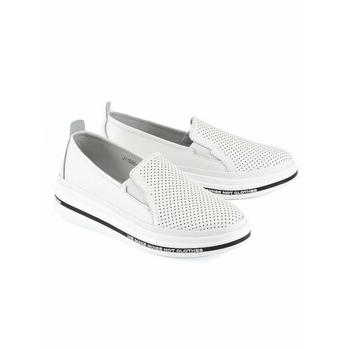 Купить Слипоны Brado, размер 38, белый
Мягкие модные ботиночки без шнурков идут размер...
