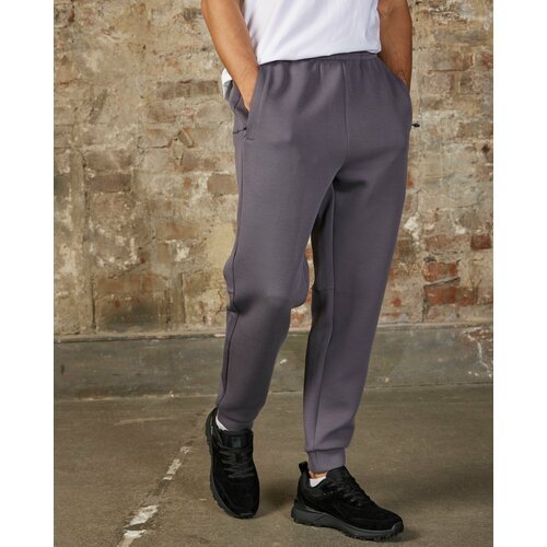 Купить Брюки STROBBS, размер M, серый
Мужские брюки от бренда STROBBS имеют свободный к...