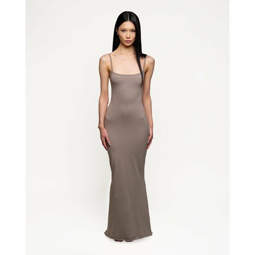 Купить Платье XSAI, размер M, серый
Облегающие длинное платье на брительках, из элласти...
