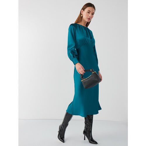 Купить Платье Vittoria Vicci, размер 42, зеленый
Атласное платье подчеркнет вкус девушк...