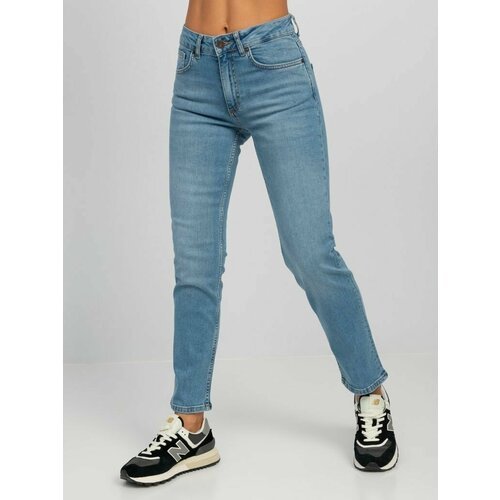 Купить Джинсы Lee Cooper, размер W27/L32, синий
Классические прямые джинсы из облегченн...
