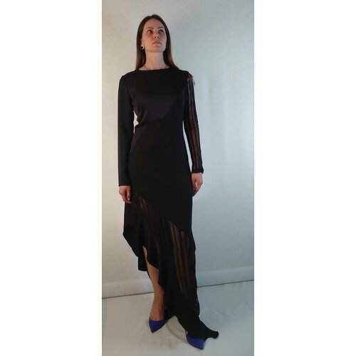 Купить Платье размер 44-46
Платье черного цвета, выполнено из ткани - стрейч. На спинке...