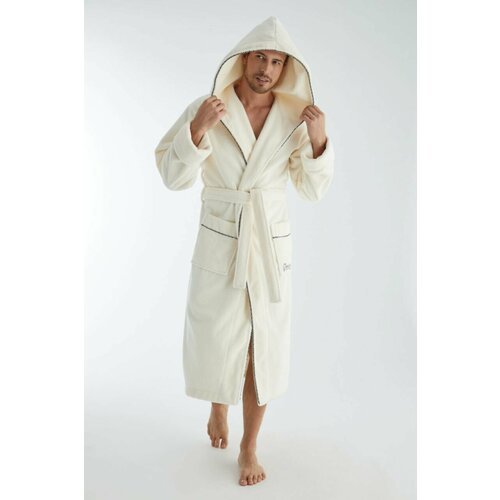Купить Халат Nusa, размер 48/50, кремовый
Классический сужской халат с капюшоном. <br><...
