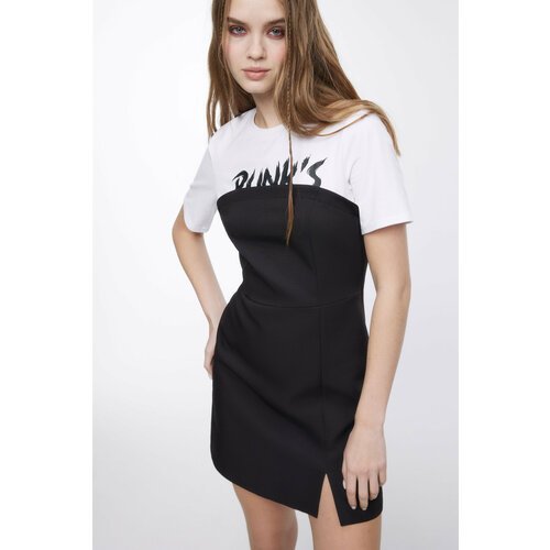 Купить Платье Befree, размер M, черный
- Платье-бандо мини с футболкой в стиле панк. Ко...