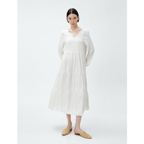 Купить Платье KOTON, размер 38, бежевый
Koton - это турецкий бренд одежды, который пред...