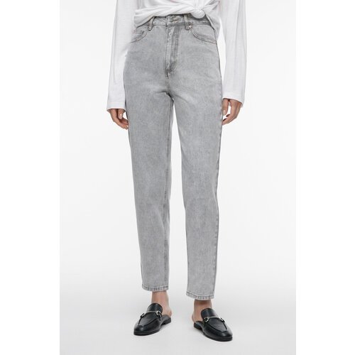 Купить Джинсы мом Befree, размер S/164, серый
- Ультратрендовые джинсовые брюки mom-fit...