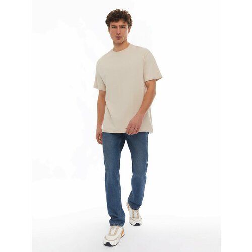 Купить Джинсы Zolla, размер 38, бирюзовый
Базовые джинсы классического прямого фасона,...