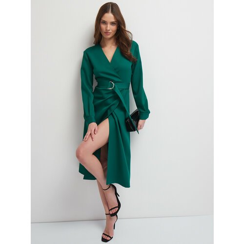 Купить Платье Vittoria Vicci, размер XXL, зеленый
Платье миди с длинным рукавом из текс...