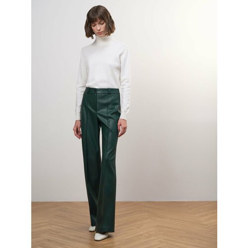 Купить Брюки Calista, размер 44, зеленый
Прямые брюки выполнены из мягкой экокожи - мел...