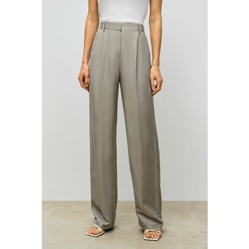 Купить Брюки Baon, размер 48, серый
Женские брюки классического кроя из весенне-летней...