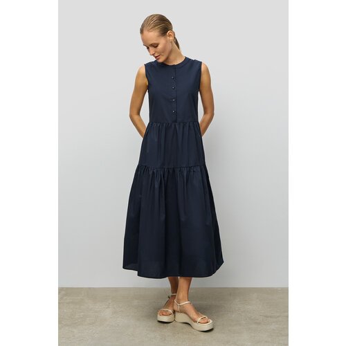 Купить Платье Baon, размер L, синий
Лаконичное платье-миди - универсальная вещь для ваш...
