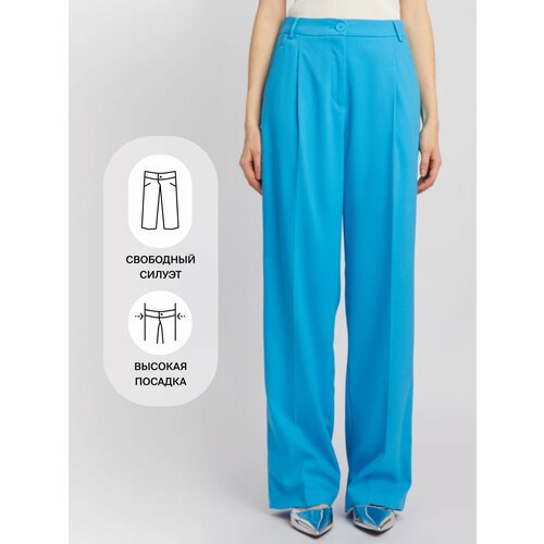 Купить Брюки Zolla, размер XL, голубой
Прямые синие женские брюки с защипами у пояса и...
