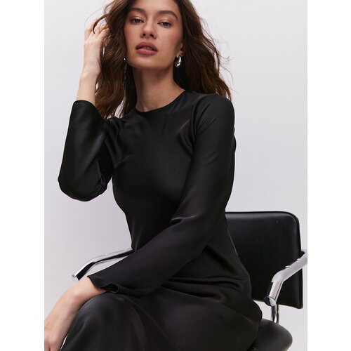 Купить Платье размер XL, черный
Шелковое платье из тонкой ткани двойной сатин с длинным...